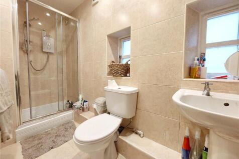 Shower Room Flat B