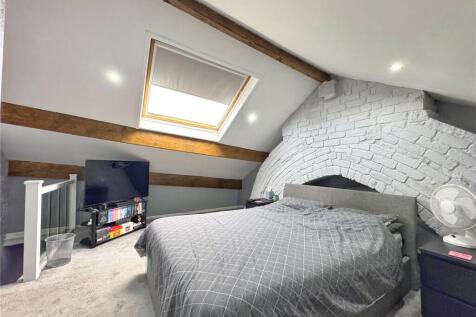 Attic Primary Bed
