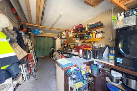 Large Garage.