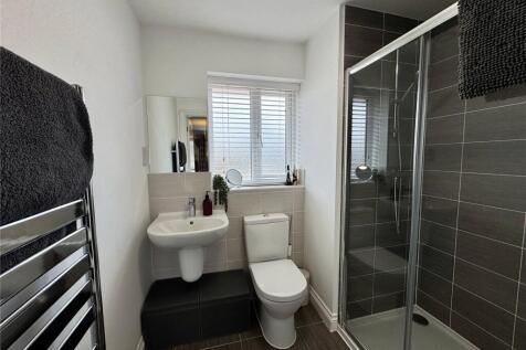 Master En-Suite