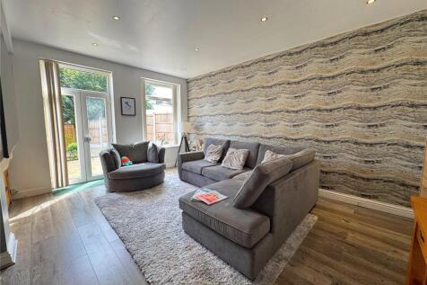 Lounge &amp; Patio Doors