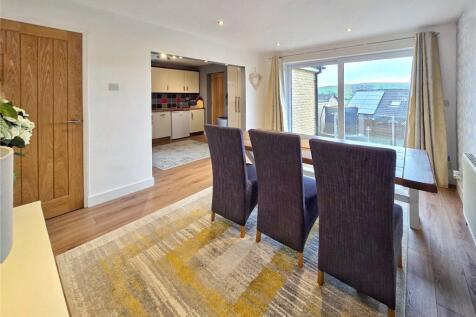 Dining Room/ Kitchen