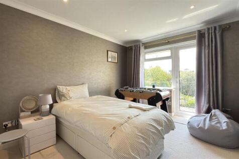 Photo 22-08-2025, 13 48 01.jpg