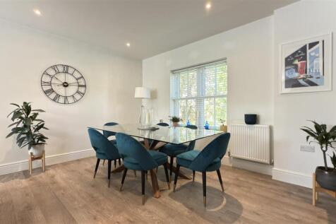 Photo 12-09-2025, 10 13 37.jpg