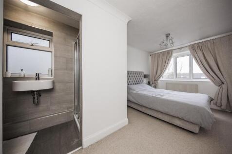 Ensuite facilities