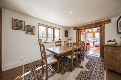 Linked Open Plan Dining