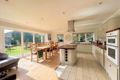 Kitchen/Family Room