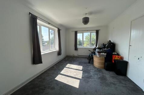 WhatsApp Image 2025-06-17 at 05.58.03 (4).jpeg