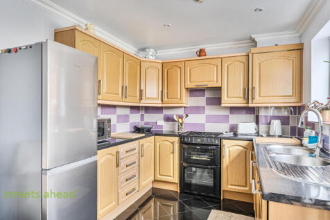 726c00b6-5d32-463...