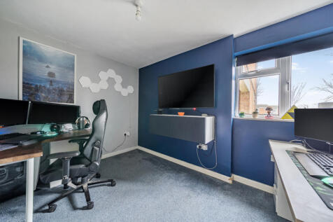 1383717-10-692db2...