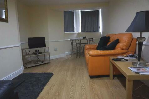 3 Bedroom Flats To Rent In Halifax West Yorkshire Rightmove