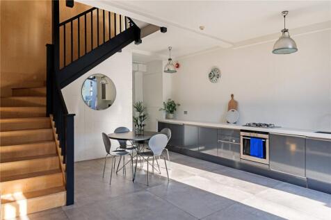 Reception/Kitchen