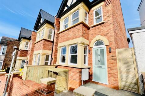 WhatsApp Image 2025-05-01 at 11.41.18.jpeg