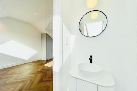 WhatsApp Image 2025-05-01 at 11.41.18 (1).jpeg