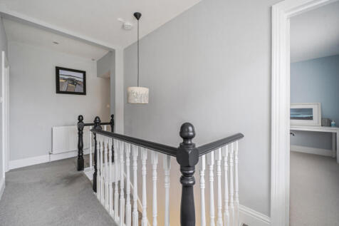 1383590-67-692489...