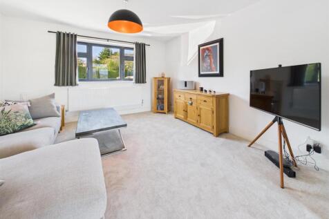 CAM03789G0-PR0054-ST