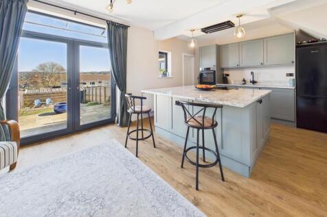 CAM03789G0-PR0054-ST