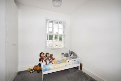 Bedroom 4.JPG