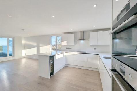 Kitchen Dining Room.jpg
