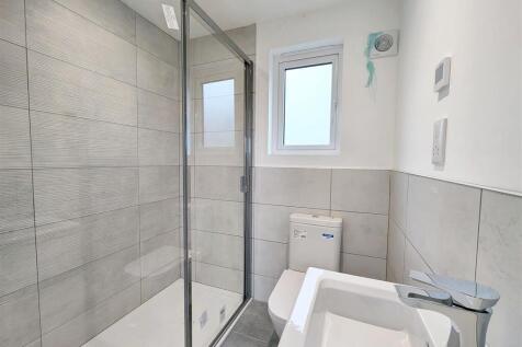 1 of 3 Bath/Showers