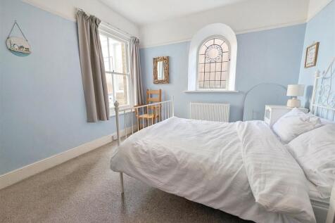 Dining Room / Bedroom 5