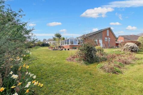 Rear Aspect and Garden