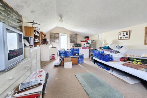 Large Loft Room