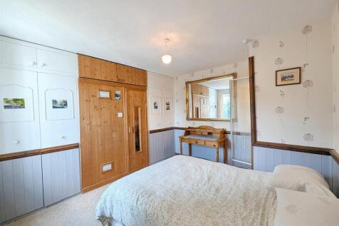 Bedroom &amp; Shower