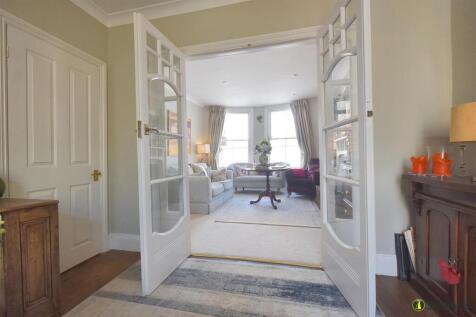 Dining to Sitting Room