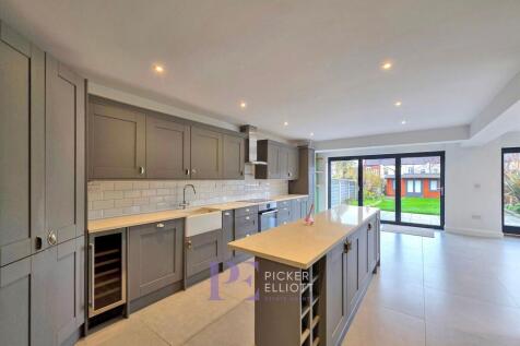 Living kitchen dining room