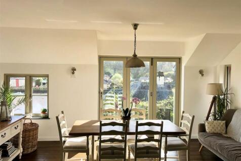 dining area.jpg