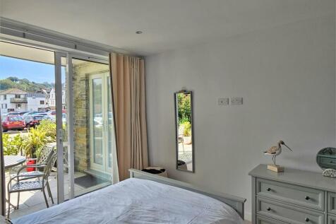 Principal bedroom (2).jpg