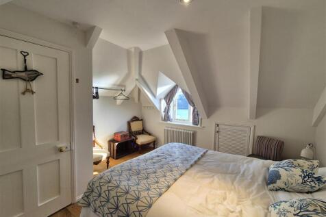 bedroom one 2.jpg