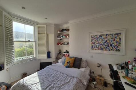 Bedroom two 3.jpg