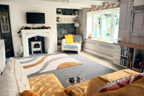 sitting room.JPG