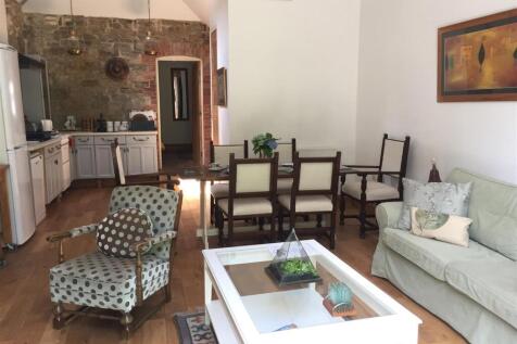 lounge.jpg