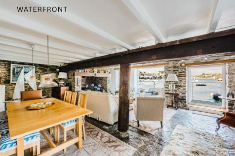 waterfront-house 18.jpg