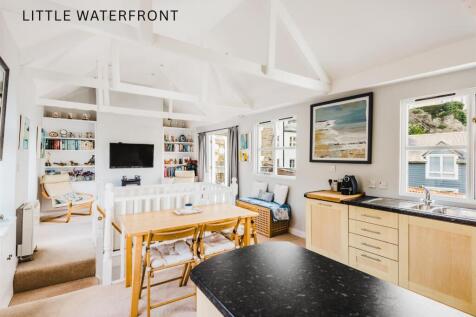 waterfront-house 2.jpg