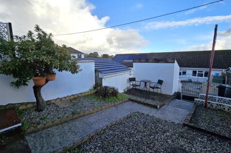 Rear garden sitting area