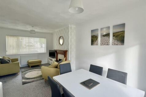 Lounge/Diner: