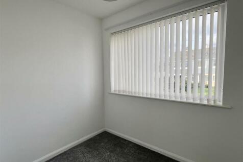 Bedroom: