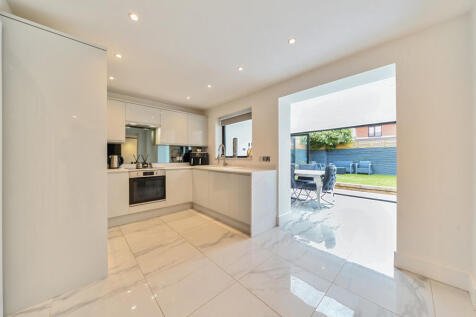 1294796-2-6825e4e...