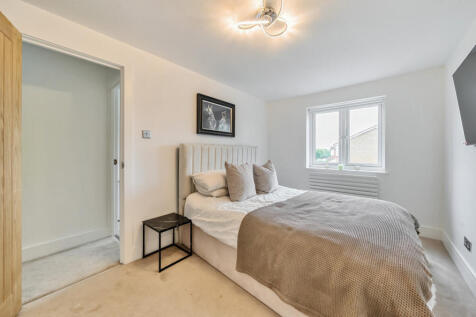 1294796-18-6825e6...