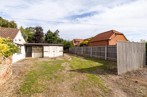 Land, Wheelwrights Cottage (Louth)-12