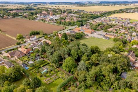 Land, Wheelwrights Cottage (Louth)-5