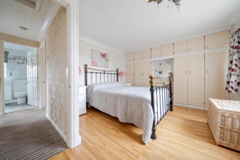 1386466-3-692d815e39335