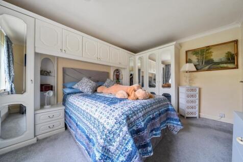 1386492-26-692d8cd043e0b-ARW-1