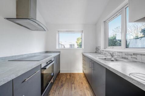 1387624-11-6932d32591886