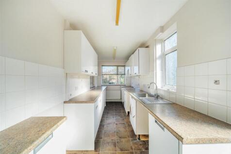 Richmond Way - Kitchen.jpg