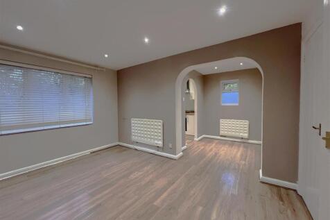 Vine Tree Court - Reception room 1.jpg